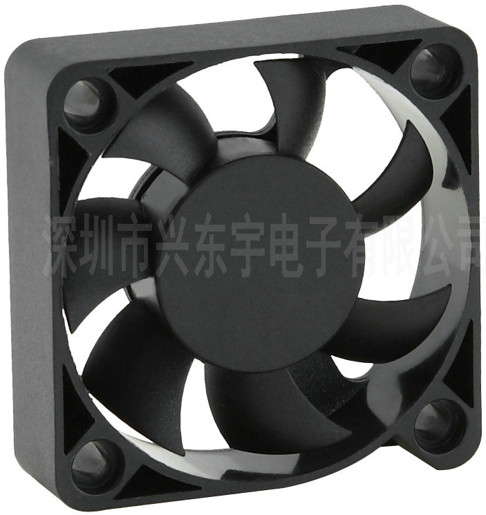 舞臺(tái)燈光散熱風(fēng)扇http://www.jnteikoku.com/products-detail.asp?cpid=121